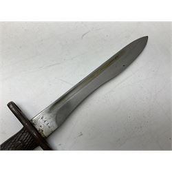 Austrian Model 1895 carbine NCO's knife bayonet with 25cm fullered steel blade; in steel scabbard with webbing frog L39cm overall; and Spanish Model 1941 Bolo bayonet with 25cm fullered steel blade No.6412D; in steel scabbard (2)