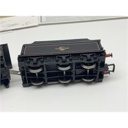 Bachmann '00' gauge - Class D11 4-4-0 'Butler Henderson' Great Central locomotive No. 506, produced exclusively for the National Railway museum; boxed with slip-case; and Class K3 2-6-0 BR lined black late crest locomotive No.61949; boxed; both DCC ready (2)