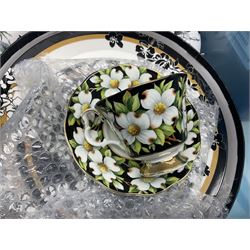 Royal Albert Masquerade pattern tea service for six, together with Royal Albert Dogwood pattern teacup and saucer and Alfred Meakin tea and dinner wares decorated with gilt on cream ground to include lidded tureens and oval serving plates etc in two boxes