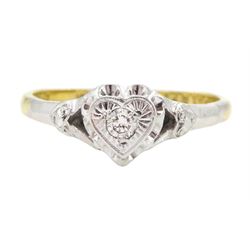 Single stone round brilliant cut diamond, heart shaped ring, stamped 18ct Plat