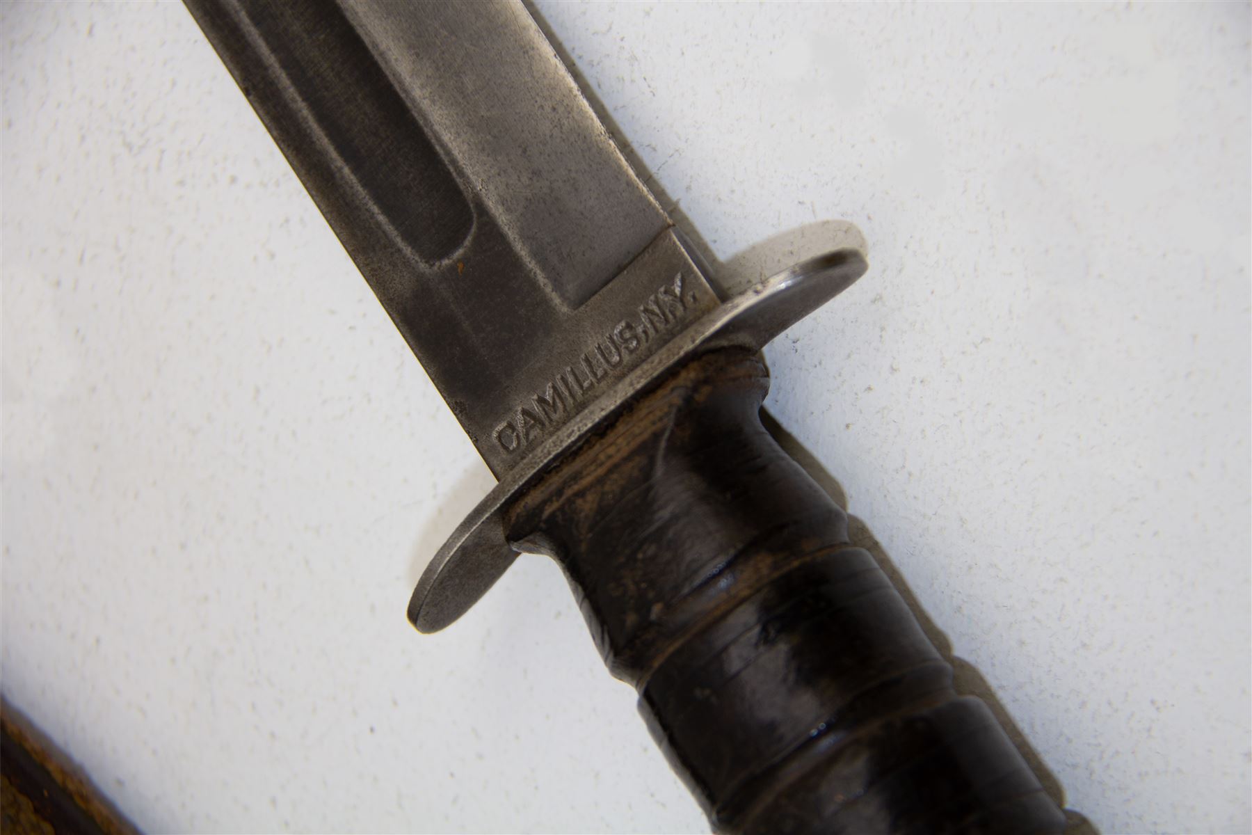 United States Marine Corps USMC KA-BAR Fighting Knife, blade marked CAMILLUS N.Y and USMC, with canvas scabbard, L30cm  