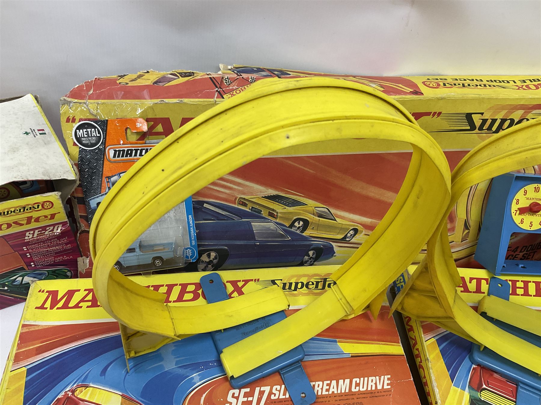 Matchbox Superfast Race Set with boxed Slipstream Curves and Superboosters; and quantity of playworn and unboxed die-cast models