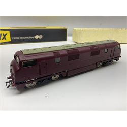 Trix Twin Railways - Warship Type 4 Diesel Hydraulic B-B locomotive 'Vanguard' No.D801; another similar incomplete locomotive; both boxed; and an LMS 4-wheel tender (3)