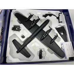 Corgi Aviation Archive - limited edition AA32619 1:72 scale model of an Avro Lancaster B Mk.I (special) bomber No.0376/2200, boxed with certificate card