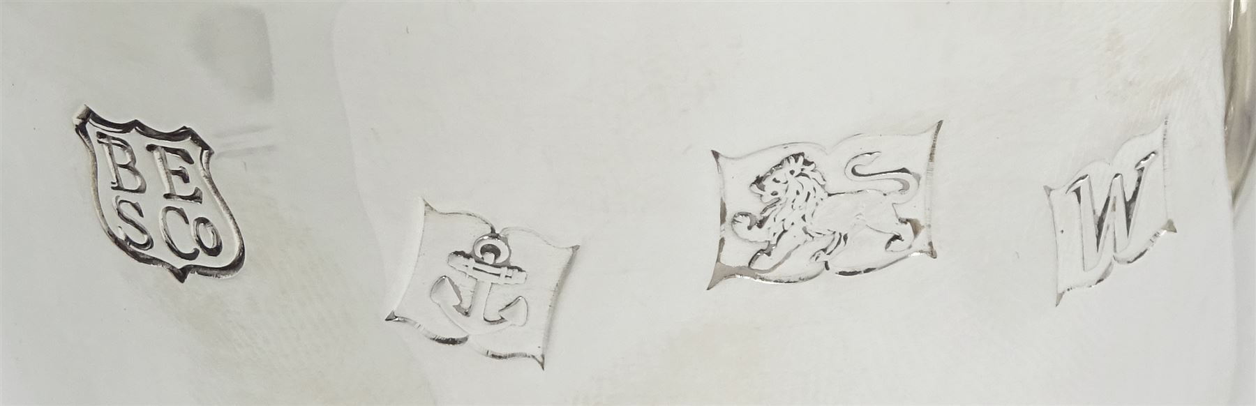 Pair of silver goblets, commemorating the City of York 1900th anniversary, founded A.D.71, by Barker Ellis Silver Co, Birmingham 1971, approx 9.6oz, retailed by Henry Hardcastle Ltd, Stonegate York cased