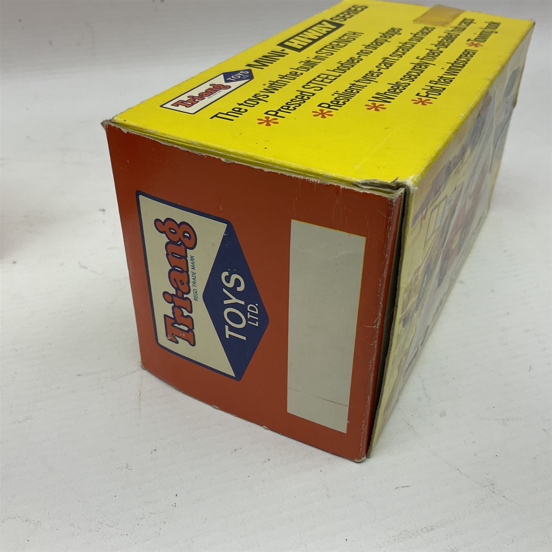 Tri-Ang - Mini Hi-Way Series tin-plate Land Rover with Canopy and Service Truck in red; both in original boxes 