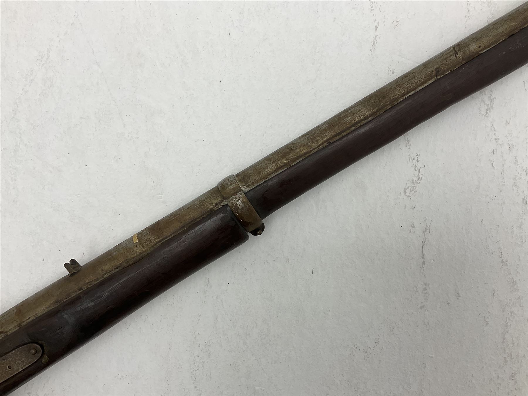 20th century Indian percussion military musket, approximately 20-bore, the 96.5cm barrel with three bands, the steel lock-plate marked 1862 Enfield, walnut full stock with brass fittings and under barrel ramrod channel L140.5cm overall