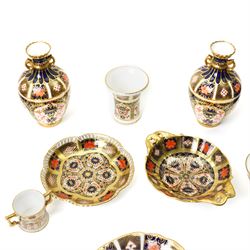 Mixed Royal Crown Derby Imari pattern 1128 wares, to include two Golden Primrose vases, both boxed, 8.5cm; five petal tray, boxed, D11.5cm, sweet tray, D13cm, miniature loving cup, boxed, and a miniature vase, H6cm etc (10)