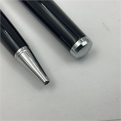 Acqua Di Parma for Aurora fountain pen, the black barrel with chrome mounts and cap, and white gold nib stamped 14K, together with a matching ballpoint pen, L13.5cm (2)