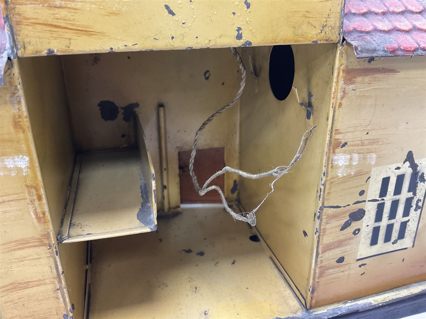 Märklin/Bing - c1930s tin-plate railway station in the style of a WW2 German station for ‘0’ gauge 