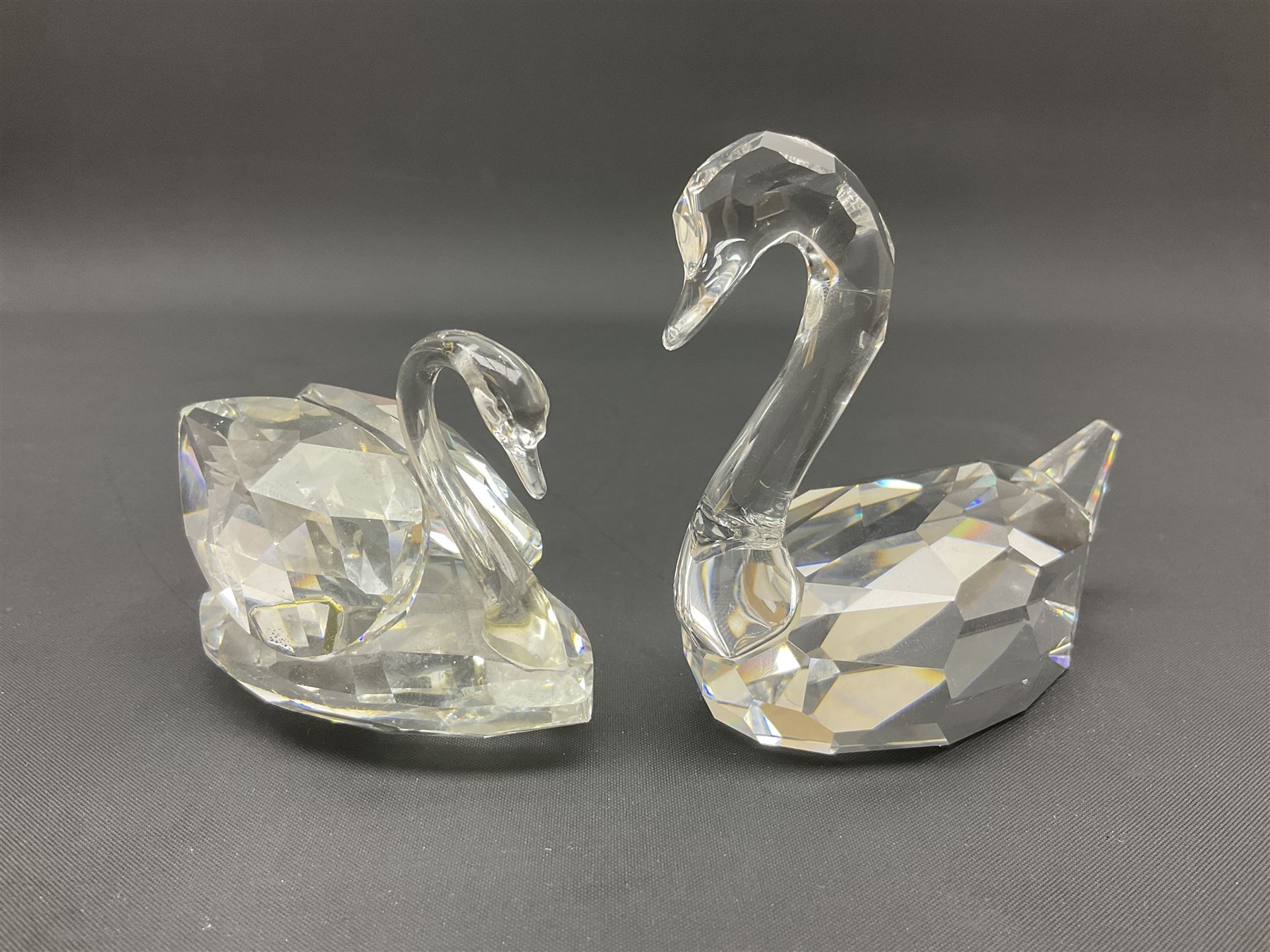 Fourteen Swarovski Crystal bird figures, to include toucan, mandarin duck, swans, parrot, cranes etc 