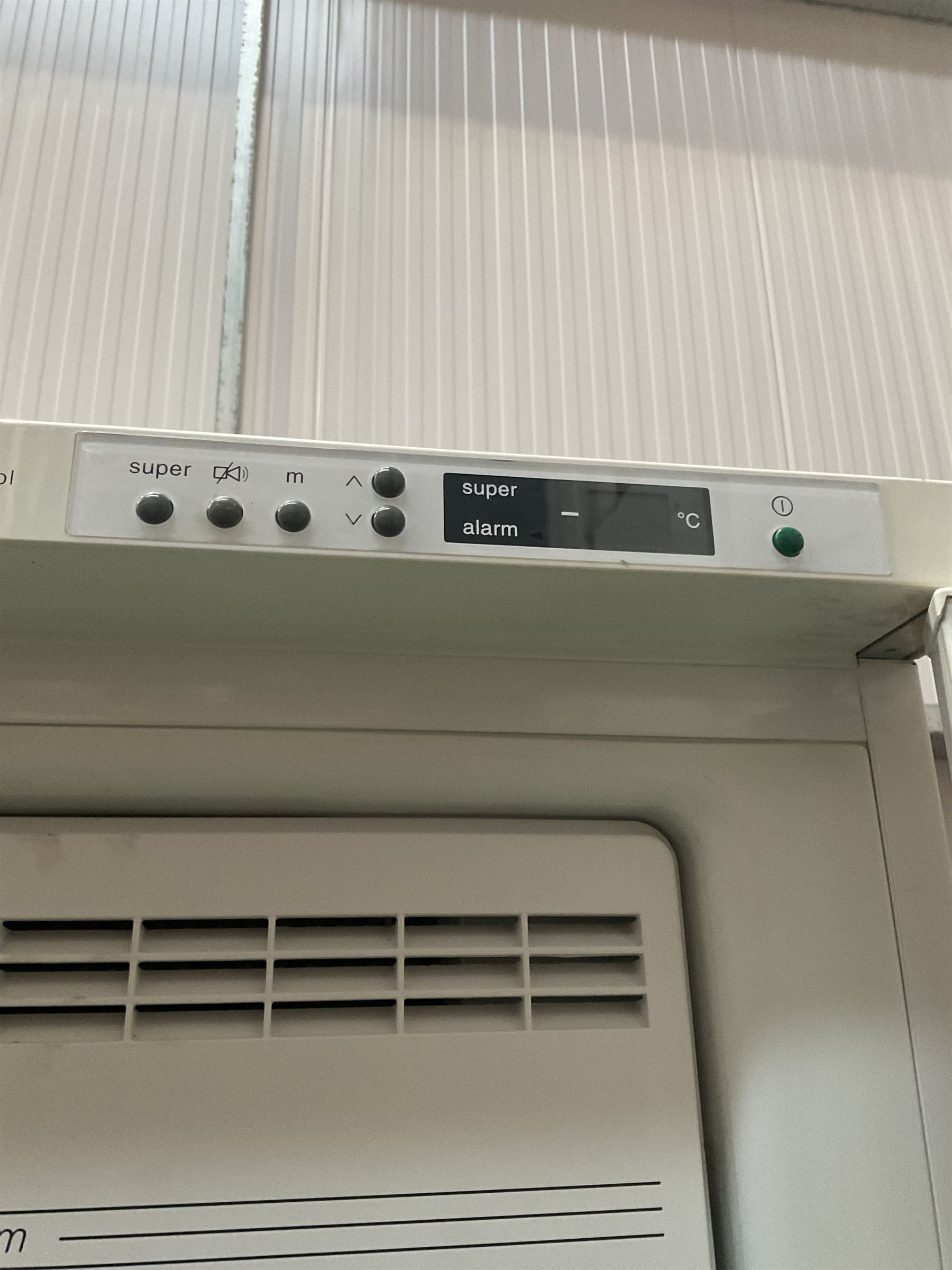 Bosch GSU tall six compartment freezer  - THIS LOT IS TO BE COLLECTED BY APPOINTMENT FROM DUGGLEBY STORAGE, GREAT HILL, EASTFIELD, SCARBOROUGH, YO11 3TX