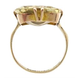 Early 20th century 9ct gold large single stone citrine ring, Birmingham 1930