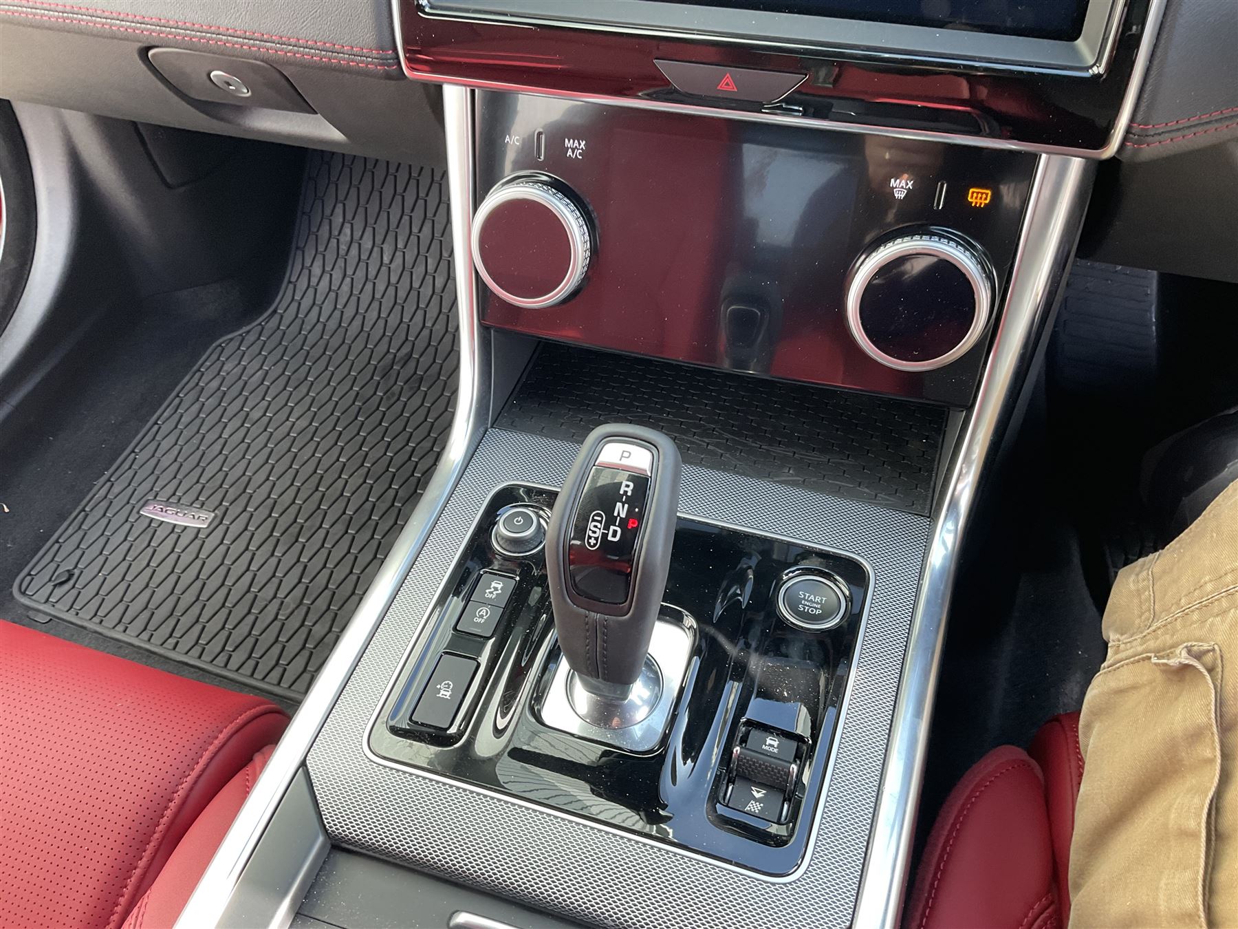 X2 GTS - JAGUAR XE SALOON - 2.0 R-Dynamic HSE 4dr, Automatic ONLY 800 miles

Year: 2019, June
Colour: Firenze Red
Mileage: 800 miles only
Fuel: Petrol
Reg: X2 GTS

As new, with cherished plate, instructions for sale from a local estate.
Buyers premium 10% plus VAT (12% inc.)