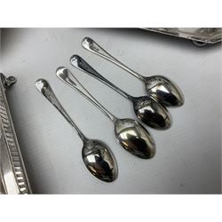 Collection of assorted silver plate, comprising four cup egg cruet, table lamp, bud vase, desk stand etc  