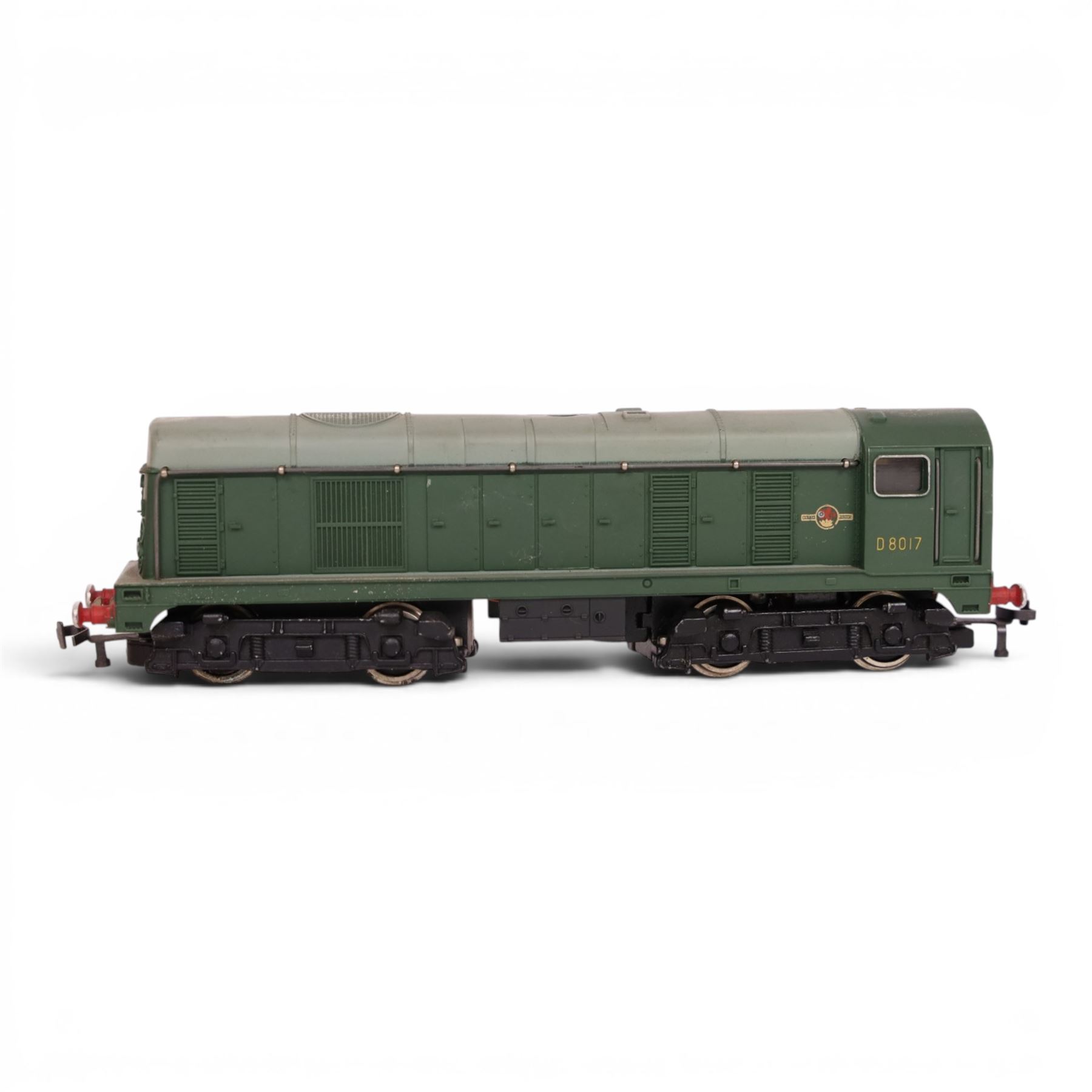 Three Hornby Dublo 00 gauge diesel electric locomotives in green, comprising no. 2231 0-6-0 Shunting Locomotive, no. 2230 1000 B.H.P and no. 2232 Co-co, all boxed