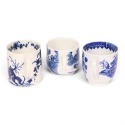 Worcester blue and white coffee cup, decorated in the Fisherman or Pleasure Boat pattern, circa 1775, together with a Worcester blue and white coffee can, decorated in the Prunus pattern, circa 1770-1775, and a Caughley blue and white custard cup, decorated in the Willow Nankin pattern, circa 1784-1792, each with marks beneath, custard cup H5.5cm