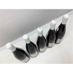 Mixed alcohol including two bottles Rully 1992 La Chaume, 75cl, 13% vol, Chateau Vieux Doumayne 1989 Saint-Emilion Grand Cru, 75cl, 12% vol, five bottles Krausen Keller Liebfraumilch Rheinhessen, five bottles Inniskillin 1992 Marechal Foch etc