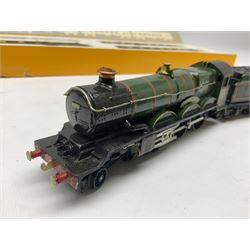 Wrenn '00' gauge - Special Pullman Set No.1 comprising Castle Class 4-6-0 tender locomotive 'Cardiff Castle' No.4075 in lined green livery; with three Hornby Dublo Pullman coaches, 'Aries', 'Car No.74' and 'Car No.79'; boxed