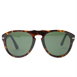 Persol tortoiseshell acetate sunglasses, handmade in Italy, with dark green lenses, signature silver-tone arrow hinges and keyhole bridge, temple interiors stamped Persol and CE marks, together with original Persol leather case