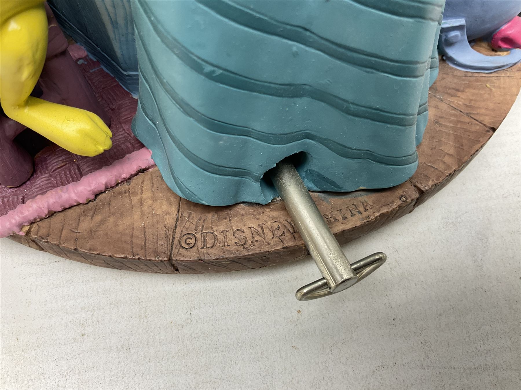 Five Disney Winnie The Pooh snow globes, to include Pooh and Piglet Sailing, Pooh's Grand Adventure and Blustery Day, together with The Walt Disney Classic Waterglobe collection globe and group Tigger, Winnie and Piglet figure under dome, all with boxes (7)