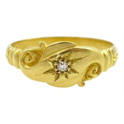Edwardian 18ct gold gypsy star set diamond ring with scroll decoration, Birmingham 1906