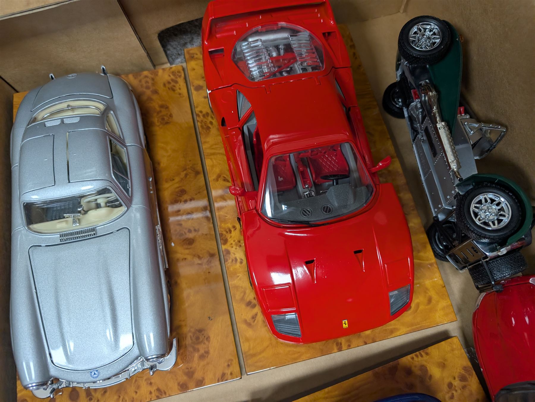 Collection of die-cast vehicles, including Crestley Collection, Bburago, Limited Edition Oxford Die-Cast and sealed Matchbox examples, some boxed