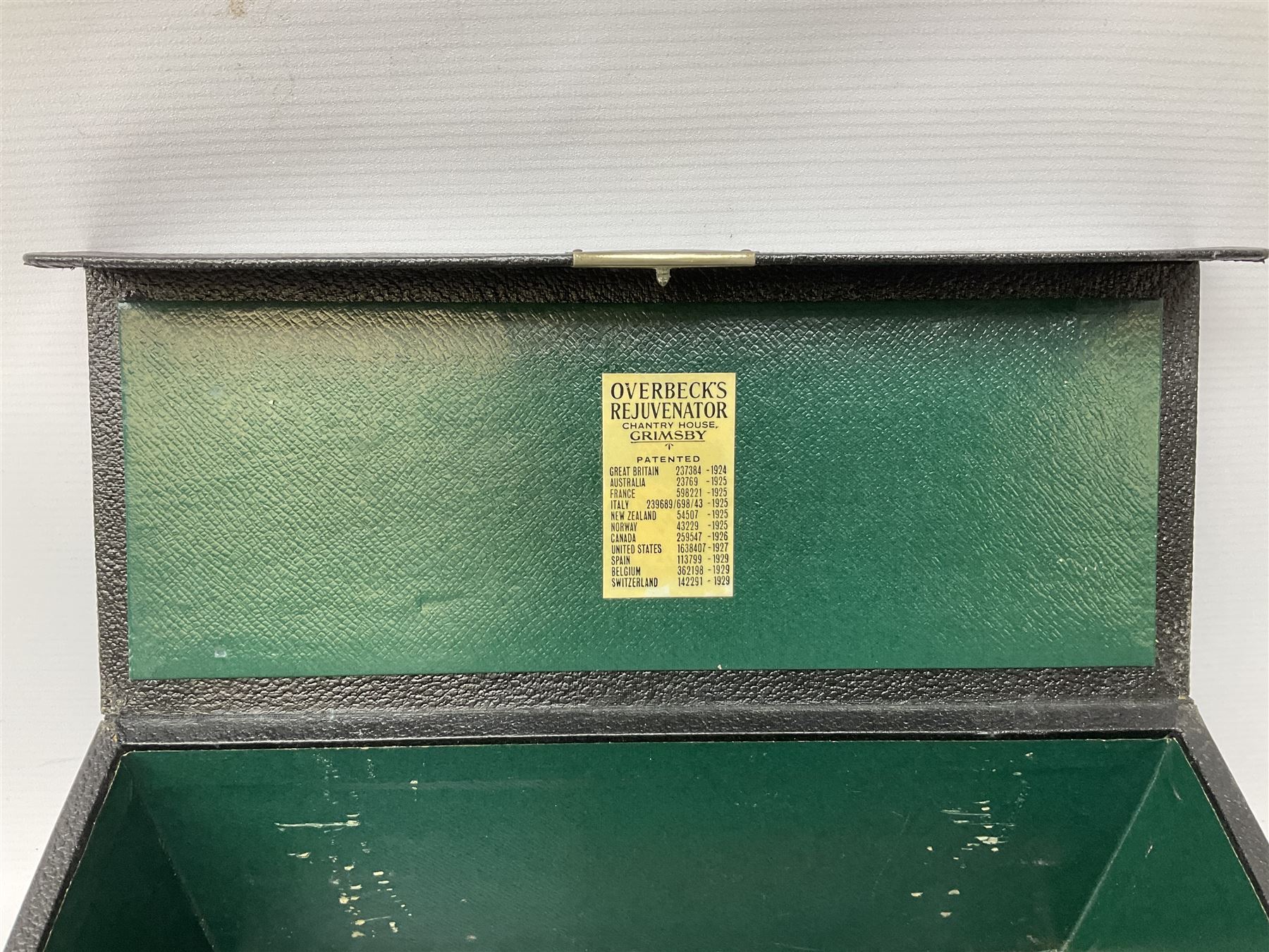 1930s Overbeck Rejuvenator housed in fitted case, by Overbeck, Chantry House, Grimsby, 1930's