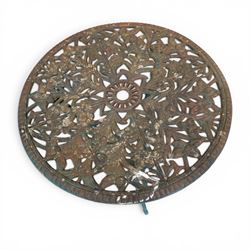 Cast iron garden table and four chairs, in the Art Nouveau style, with pierced floral and foliate decoration throughout, circular table raised on four cabriole legs with stretcher ring, chairs with shaped openwork backs and seats, in a weathered green finish