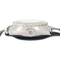 NTH DevilRay gentleman's automatic wristwatch, white and grey dial with luminous baton hour markers and unidirectional rotating bezel, on fabric strap, boxed with additional stainless steel strap 