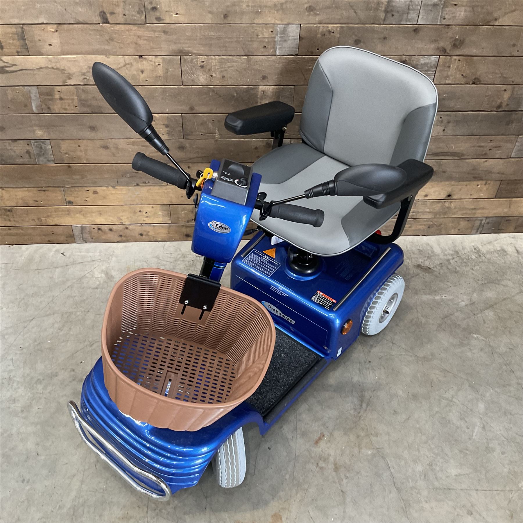 Eden Mobility Pathmaster 888NR four wheel mobility scooter, with charger - excellent condition, used twice