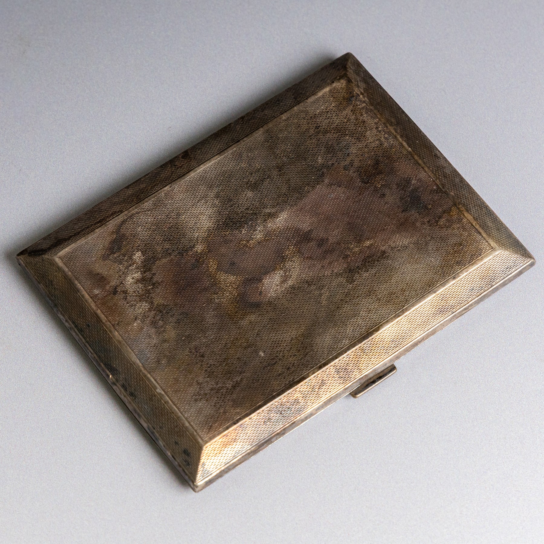 20th century silver cigarette case, with engine turned decoration, hallmarked William Neale & Son Ltd, Birmingham 1979