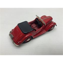 Eight Lansdowne Models 1:43 scale models - 1939 Bentley Embiricos, 1939 Lagonda V12 Long Saloon, 1961 Wolseley 6-110, 1971 Vauxhall PC Cresta De Luxe, 1958 Austin A105, 1955 Hillman Minx Convertible, 1954 Singer Roadster and 1936 Bentley 4 1/4 Ltr Park Ward DHC; all unboxed (8)