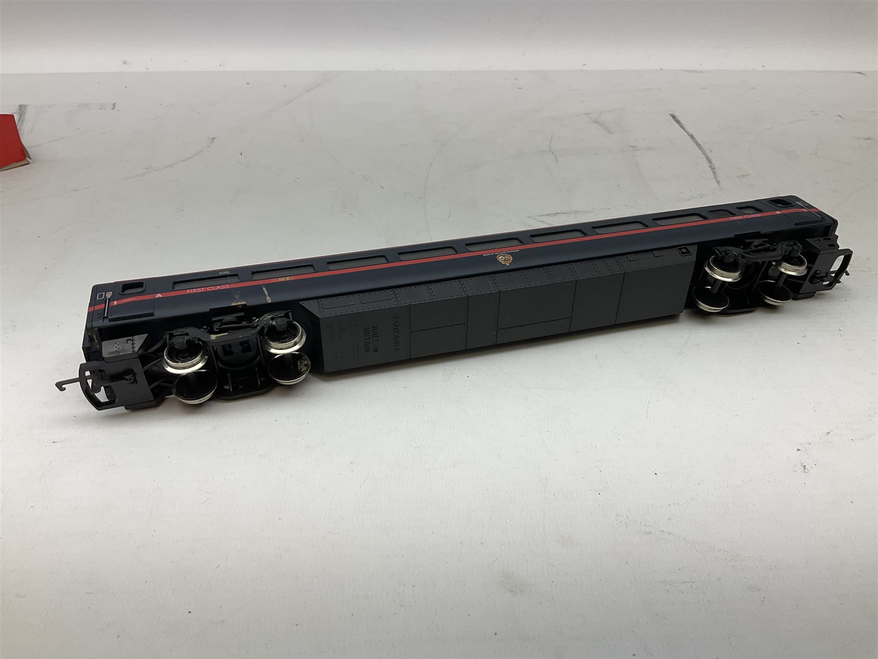 Hornby/Lima '00' gauge - eleven passenger coaches including four LNER teak finish, Inter City sleepers, GNER Service and Tourist coaches etc; all boxed (11)