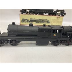 DJH Model ‘00’ gauge - kit-built K40 Class U1 LNER Garratt 2-8-0+0-8-2 locomotive no.2395, with original box; together with similar kit-built LMS Beyer-Garratt 2-6-0+0-6-2 locomotive no.47982 