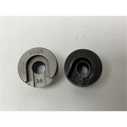 Two sets of reloading dies by Lyman comprising .303 British and  .44 Magnum; both in original boxes with paperwork