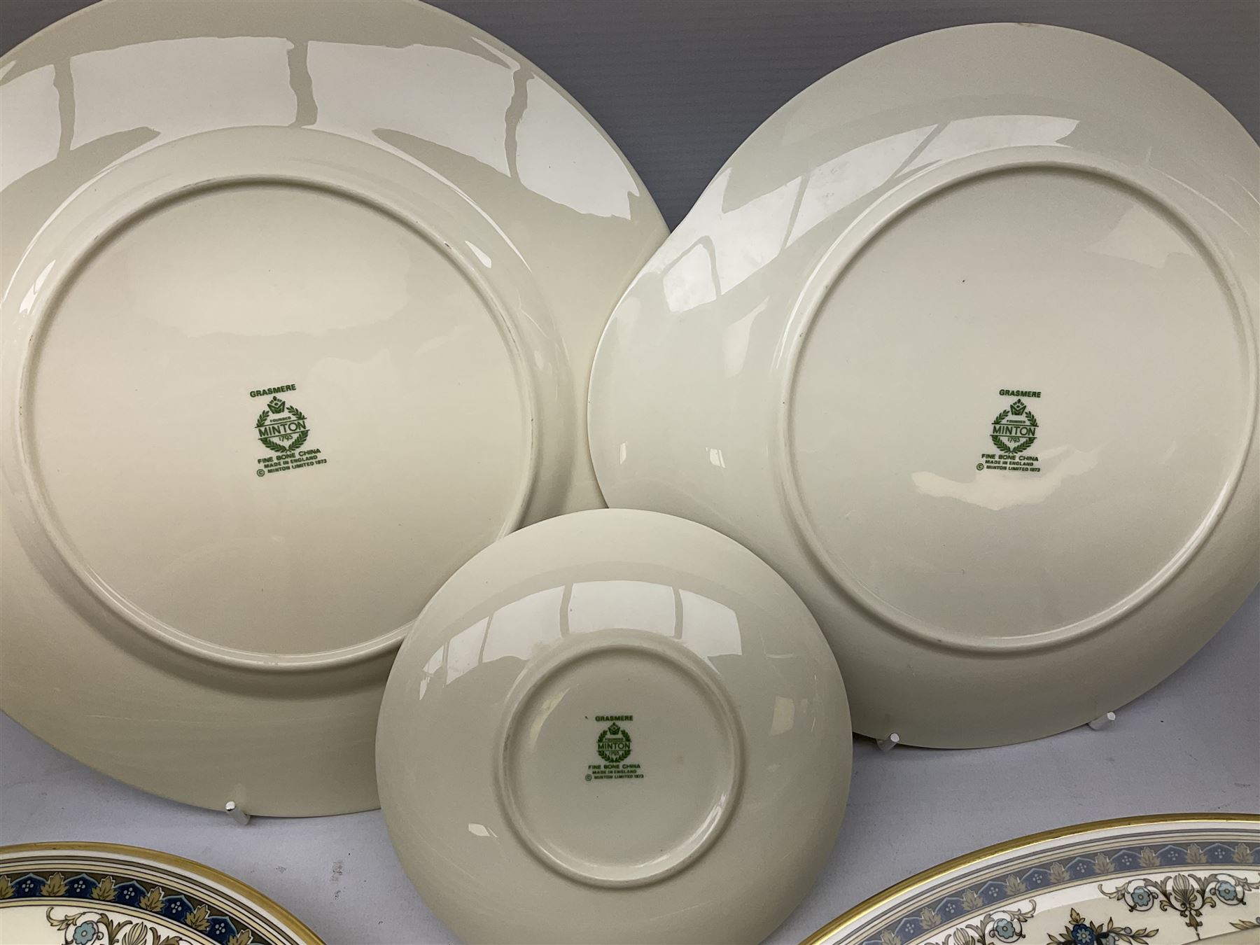 Minton Grasmere pattern dinner and tea service | Antiques