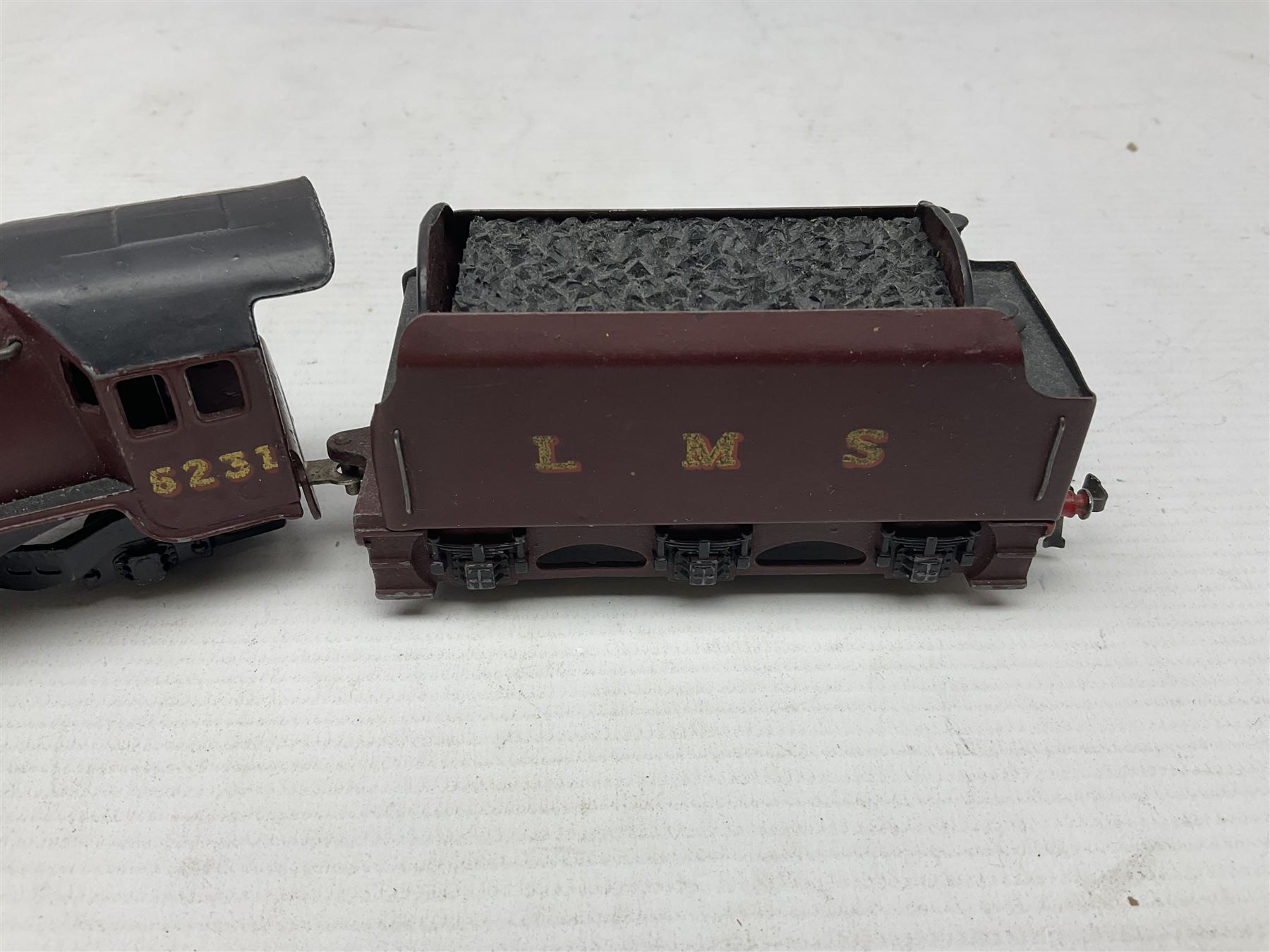 Hornby Dublo - 3-rail - EDL2 Duchess Class 4-6-2 locomotive 'Duchess of Atholl' No.6231 in LMS maroon; Class A4 4-6-2 locomotive 'Silver King' No.60016 in BR green with associated tender; and re-named Class A4 4-6-2 locomotive 'Lord Faringdon' No.60034 in matt green and BR gloss green tender; each in modern collector's plain blue box (3)