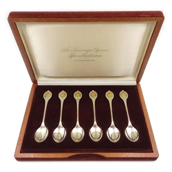  The Sovereign Queen's silver spoon collection by John Pinches London 1977 5oz  