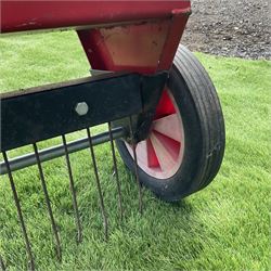 SCH 100cm lawn rake
 - THIS LOT IS TO BE COLLECTED BY APPOINTMENT FROM DUGGLEBY STORAGE, GREAT HILL, EASTFIELD, SCARBOROUGH, YO11 3TX