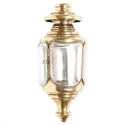 Bleriot Ltd. (London) - pair of Edwardian brass carriage lamps no.152, the body with three faceted bevelled glass panels, surmounted by brass chimney, the back mount with makers plaque below
