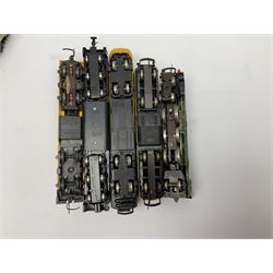 'OO' gauge - fourteen assorted playworn locomotives by Hornby, Tri-Ang, Lima etc, including 4-6-2 Flying Scotsman (lacking tender),  shunting locomotive, tank and diesel locomotives etc