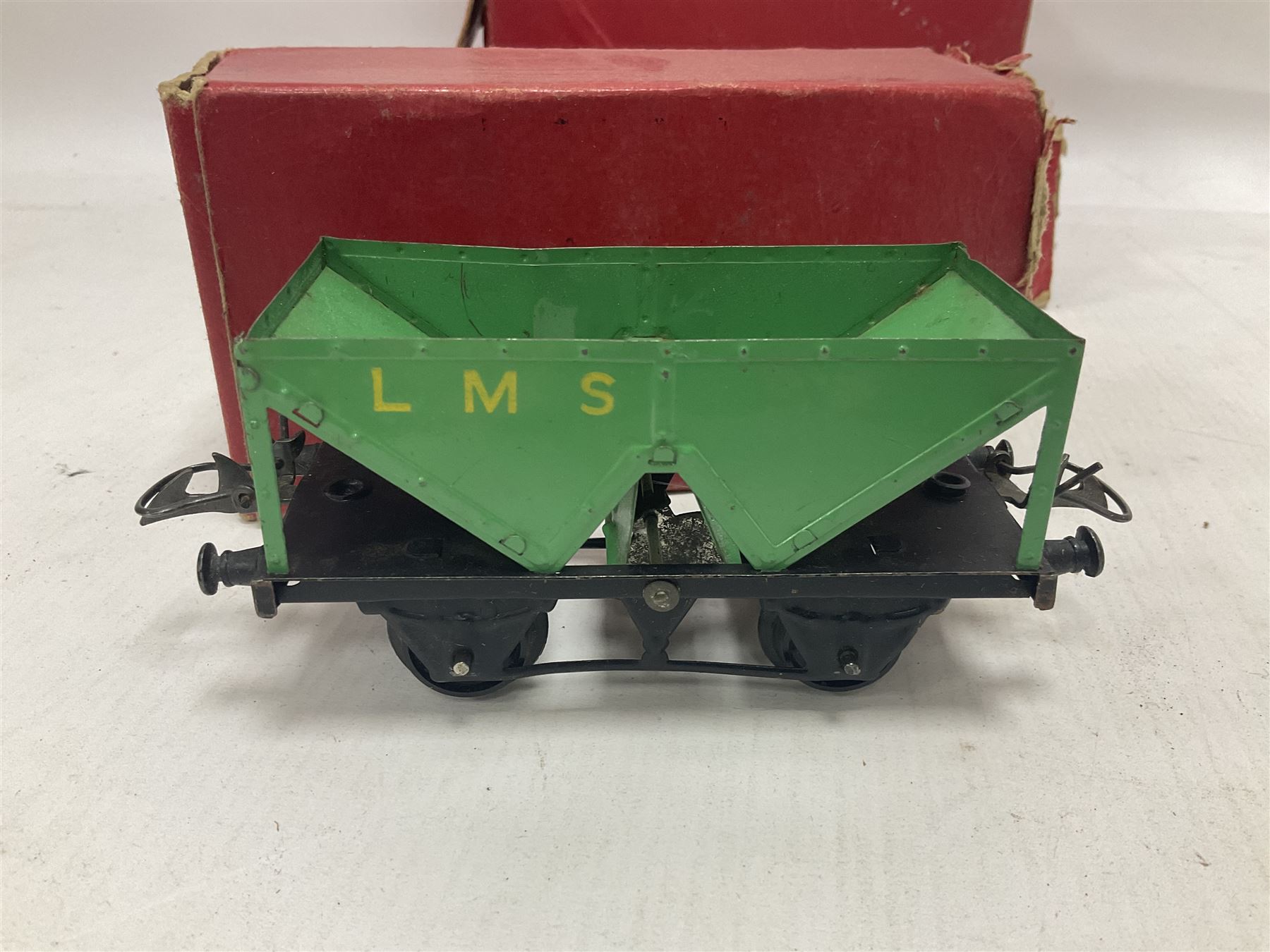 Hornby ‘0’ gauge - LNER 0-4-0 no.460 type 101 locomotive in green with key; further boxed ‘0’ gauge to include no.1 Crane Truck, no.2 single arm signals, open and closed goods wagons and cars; large quantity of track to include railway crossing, straight and curved track etc, in two boxes 