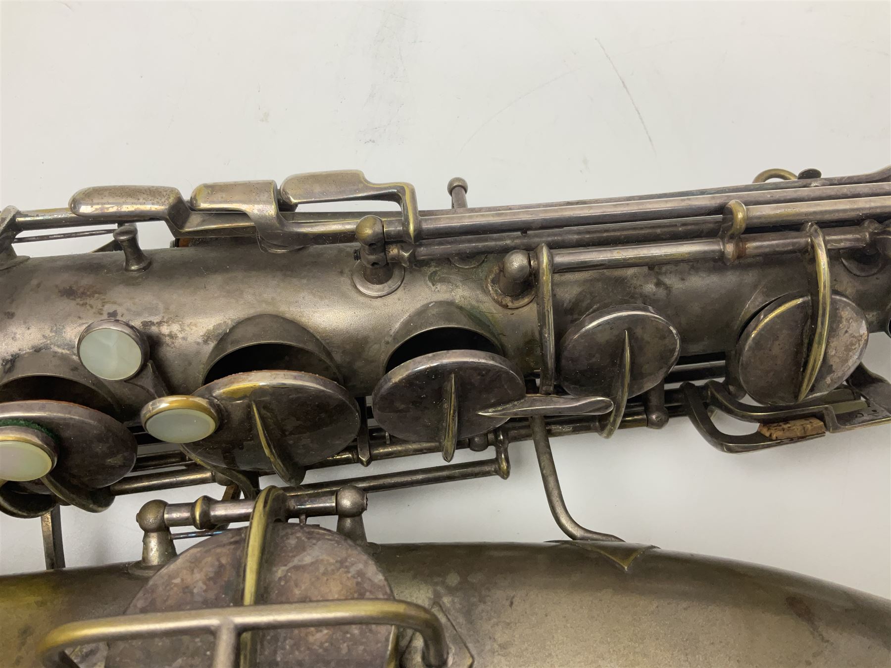 Early 20th century Elkhart Pan American C-Melody saxophone, Patd. Sept.14 1915, no.1153489, serial no.P27678; in fitted hard carrying case with crook