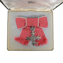 Member of the Order of the British Empire (MBE), ladies, boxed, awarded to Eileen Yewdall 1971, together with certificate and ephemera 
