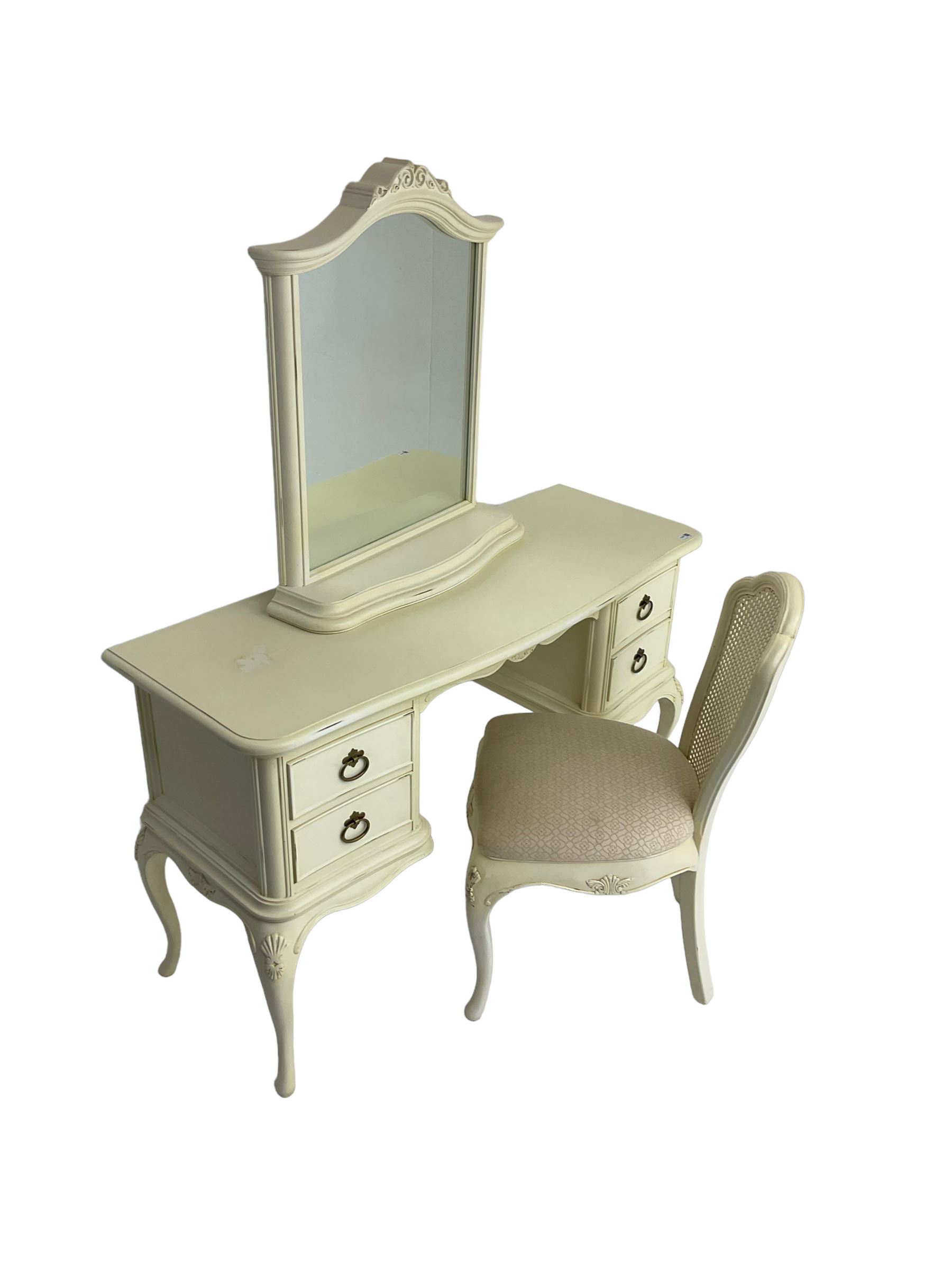 Willis and Gambier – dressing table with mirror and cane chair