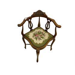 Edwardian beech and walnut corner chair, tapestry seat, carved back with lyre shaped splats, on cabriole supports