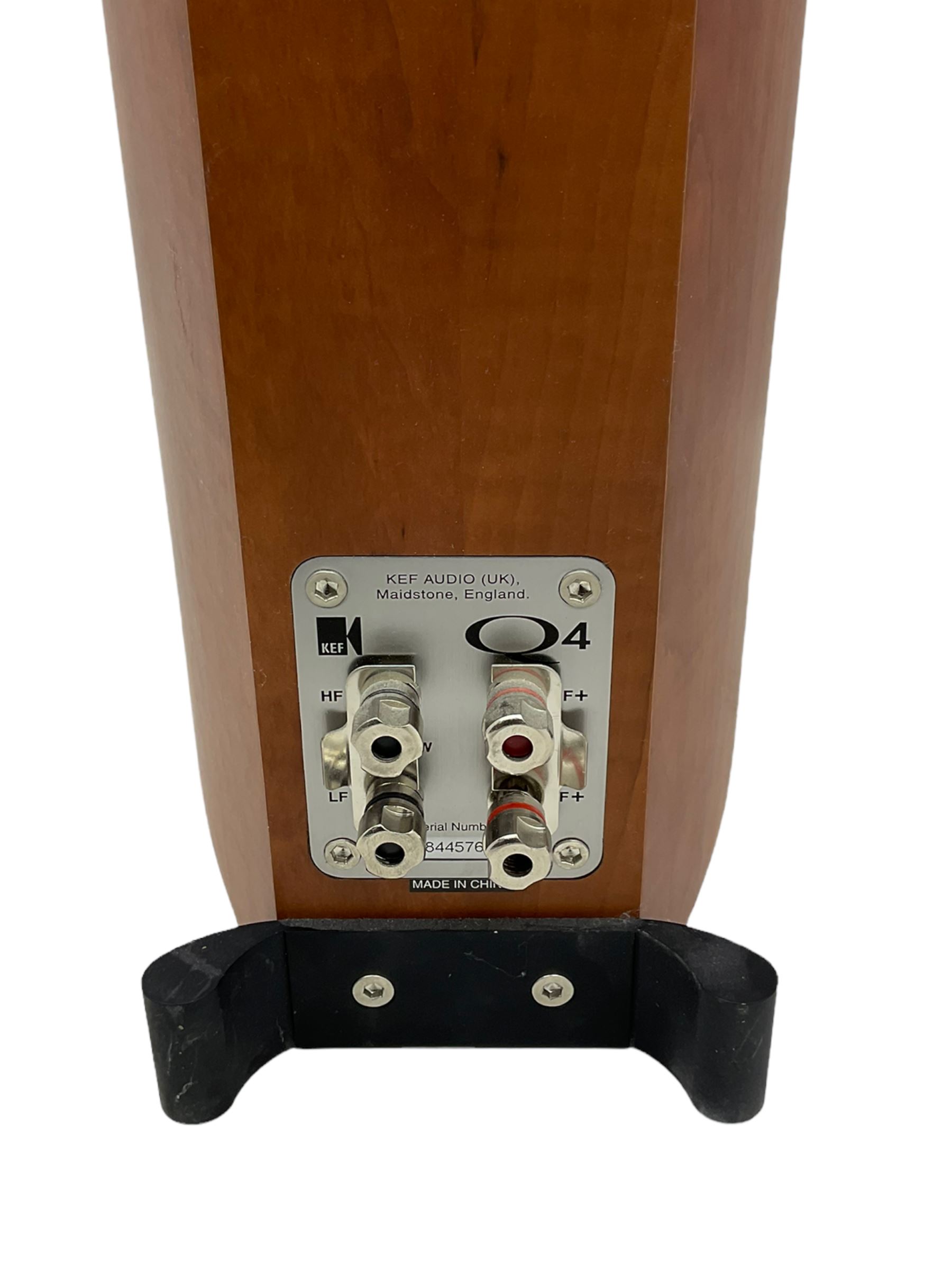 Pair of KEF Q4 Series floor speakers No. 1844576/556G