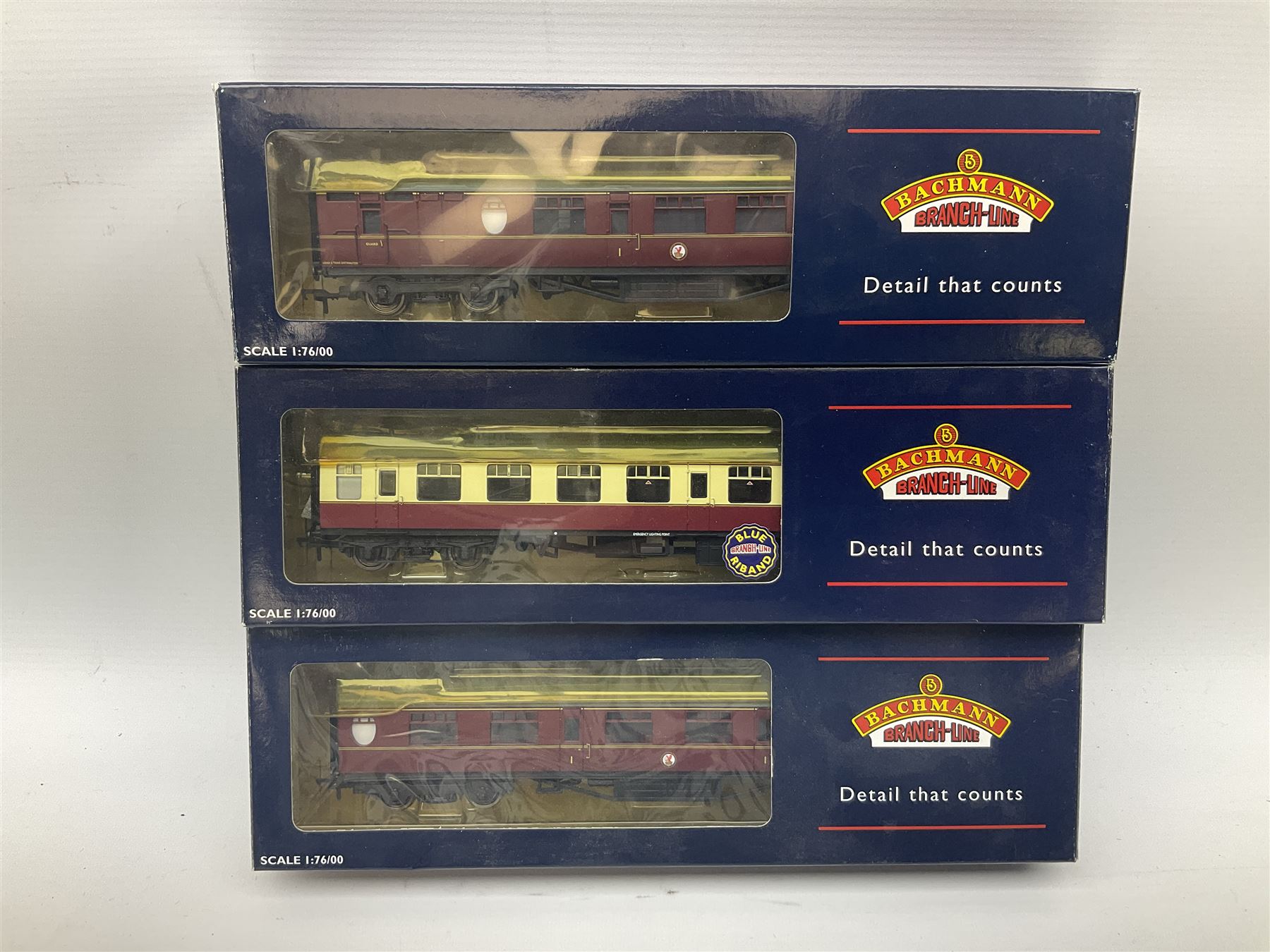 Bachmann Branch Line 00 Gauge Coaches To Include MK1 Corridor SK 