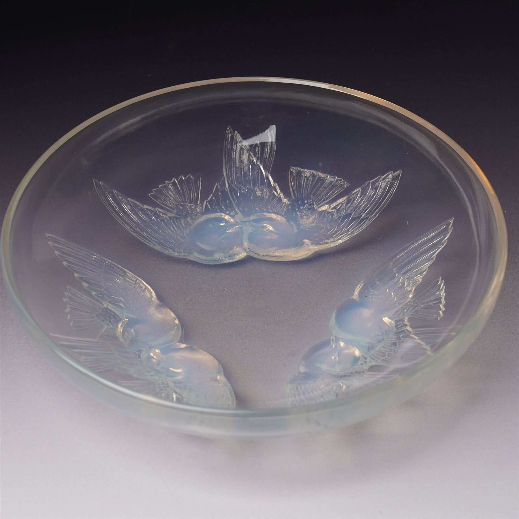 Lalique opalescent glass bowl in the 'Nonettes' pattern moulded with birds, marked R Lalique France D22cm